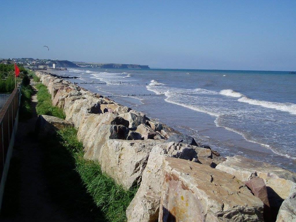Maison grand jardin pres Port en Bessin et Bayeux, proche plages du débarquement Commes Exterior foto